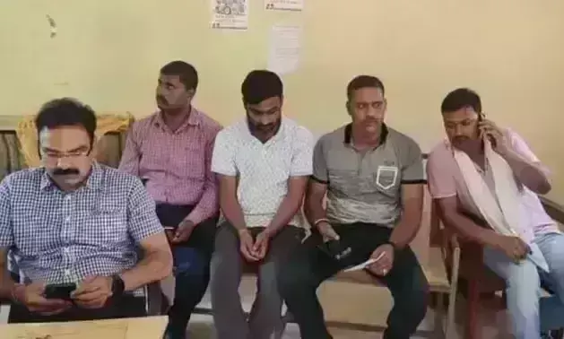 ग्वालियर में भवन निर्माण की अनुमति के नाम पर नगर निगम कर्मचारी ने मांगी रिश्वत, लोकायुक्त ने रंगे हाथ गिरफ्तार किया