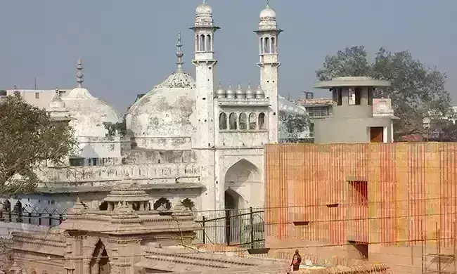 ज्ञानवापी केस में 11 अगस्त को होगी अगली सुनवाई, मुस्लिम पक्ष ने रखी चादर चढ़ाने और फातिहा पढ़ने की मांग ज्ञानवापी केस में 11 अगस्त को होगी अगली सुनवाई, मुस्लिम पक्ष ने रखी चादर चढ़ाने और फातिहा पढ़ने की मांग