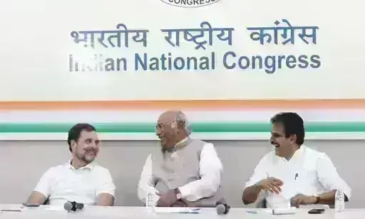 राजस्थान कांग्रेस को लेकर दिल्ली में चार घंटे चली बैठक, सचिन पायलट को लेकर नहीं हो सका कोई निर्णय