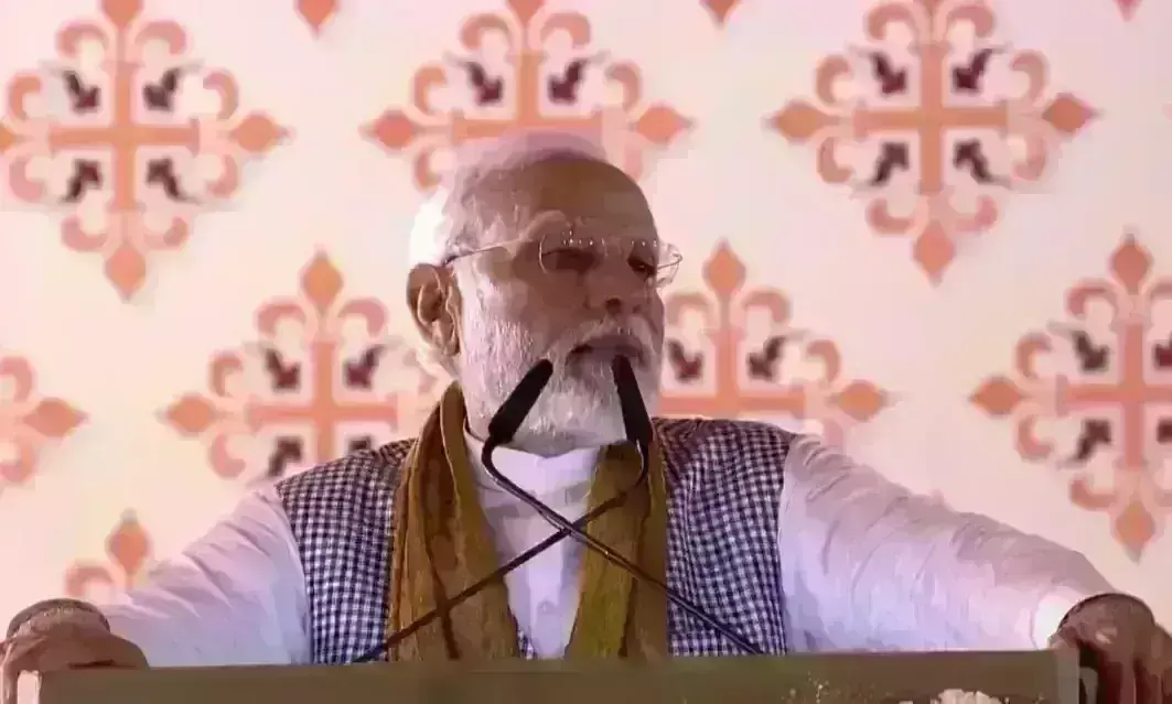 प्रधानमंत्री ने काशी को दी 12 हजार करोड़ की सौगात, कहा - अब जे भी बनारस आई, त खुश हो के ही जाई