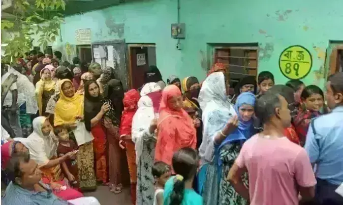 पश्चिम बंगाल में 696 बूथों पर आज दोबारा वोटिंग शुरू, मुर्शिदानाद में फिर भड़की हिंसा,  एक की मौत
