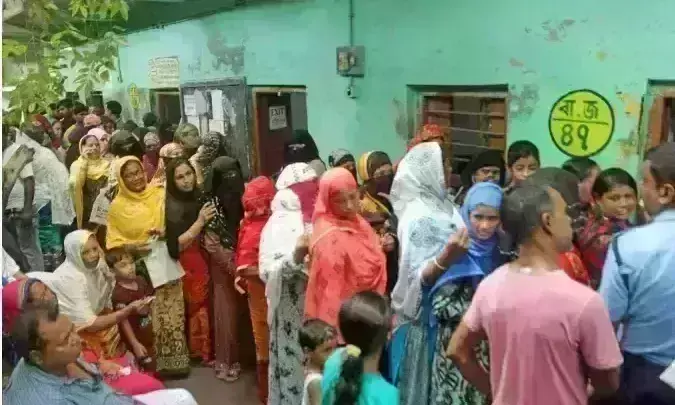 पश्चिम बंगाल में 696 बूथों पर आज दोबारा वोटिंग शुरू, मुर्शिदानाद में फिर भड़की हिंसा,  एक की मौत