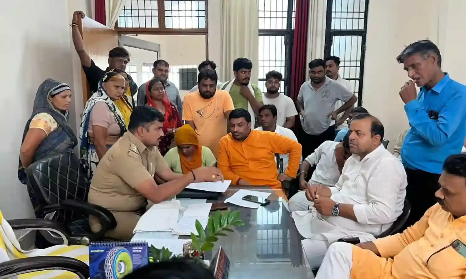 महाप्रबंधक जलकल व प्रभारी जेई के साथ मारपीट, मुकदमा