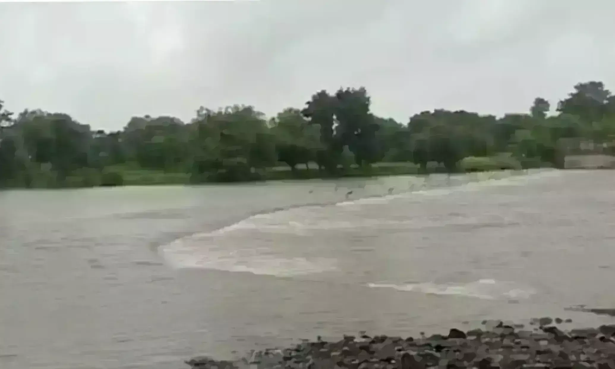 विदिशा के 20 गांवों में बाढ़ के हालात, शाजापुर में चिलर नदी उफनी, अगले 24 घंटों में पांच जिलों में भारी बारिश का अलर्ट