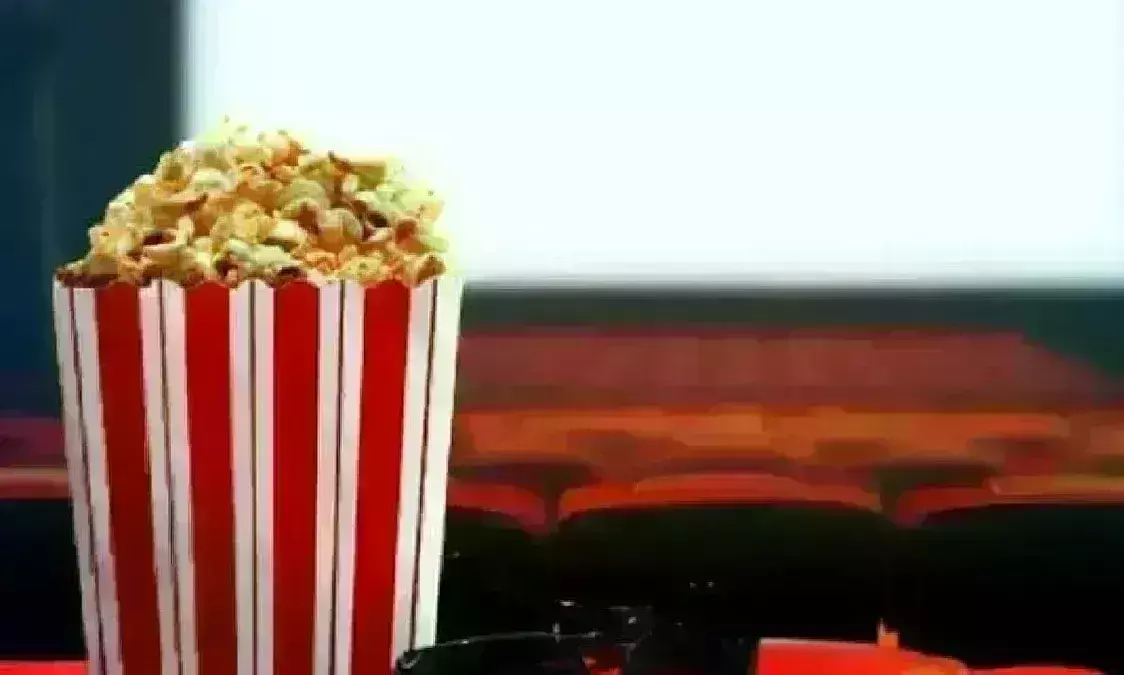 ऑनलाइन गेमिंग पर 28 प्रतिशत जीएसटी, सिनेमा टिकट के साथ पॉपकार्न और कोल्ड ड्रींक्स हुआ सस्ता