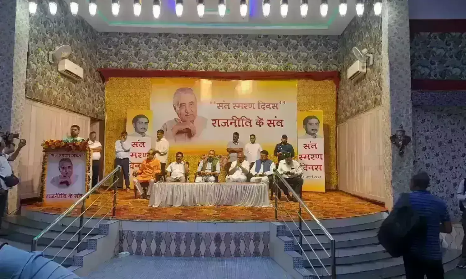 दिग्विजय सिंह ने मप्र भाजपा चुनाव प्रभारियों पर कसा तंज, कहा - जिन्होंने कभी कोई चुनाव नहीं लड़ा वे रणनीति बनाएंगे