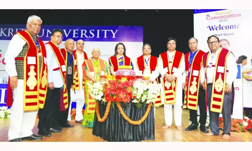 शिक्षा के क्षेत्र में बड़ा काम कर रहा है संस्कृति विवि-आनंदी बेन पटेल शिक्षा के क्षेत्र में बड़ा काम कर रहा है संस्कृति विवि-आनंदी बेन पटेल