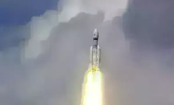 चन्द्रमा के नजदीक पहुंचा चंद्रयान-3, ISRO ने धरती की आखिरी कक्षा में स्थापित किया