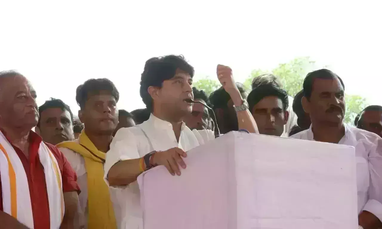 ग्वालियर पहुंचे ज्योतिरादित्य सिंधिया, कांग्रेस पर जमकर बरसे, अमित शाह के दौरे को लेकर कही ये...बात