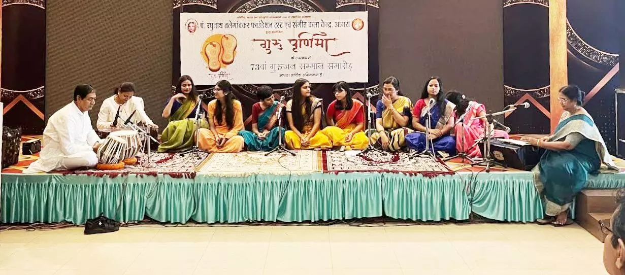 तबला पर बनारसी उठान और नृत्य में विष्णु परन सुन आनंदित हुए श्रोता