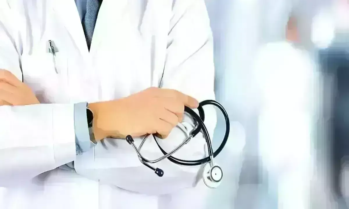 नर्सिंग महाविद्यालयों के 40 मामले जबलपुर स्थानांतरित नर्सिंग महाविद्यालयों के 40 मामले जबलपुर स्थानांतरित