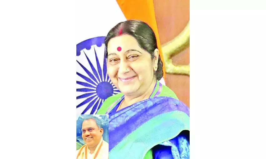 राजनीति के दलदल में धवलता की प्रतीक सुषमा जी