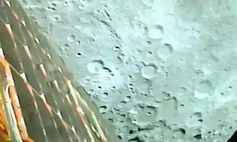 Chandrayaan 3 : चांद के और करीब पहुंचा चंद्रयान, पहली बार भेजी तस्वीर Chandrayaan 3 : चांद के और करीब पहुंचा चंद्रयान, पहली बार भेजी तस्वीर