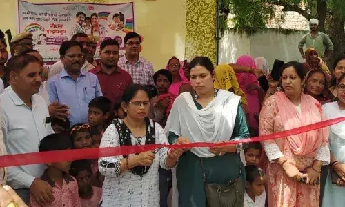 मिशन इंद्रधनुष के तहत हुई टीकाकरण अभियान की शुरूआत, गर्भवती महिला व बच्चों को लगाए गए टीके