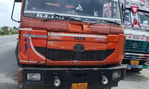 खेरागढ़ और सैंया सर्किल में खनन के 21 ओवरलोड वाहनों को पुलिस ने किया सीज, अवैध परिवहन करने वालों में मचा हड़कंप