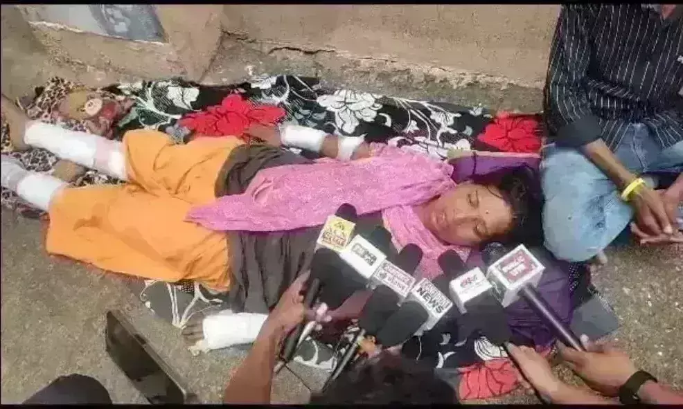 पति ने पत्नी को जबरन पिलाई दारू, विरोध करने पर मुंह में कपड़ा ठूस की मारपीट पति ने पत्नी को जबरन पिलाई दारू, विरोध करने पर मुंह में कपड़ा ठूस की मारपीट