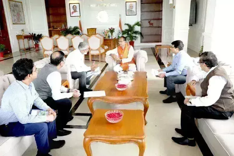 प्रदेश में बायो गैस, फर्नीचर फिटिंग्स और खाद्य प्र-संस्करण इकाईयां होंगी स्थापित:मुख्यमंत्री शिवराज सिंह चौहान प्रदेश में बायो गैस, फर्नीचर फिटिंग्स और खाद्य प्र-संस्करण इकाईयां होंगी स्थापित:मुख्यमंत्री शिवराज सिंह चौहान