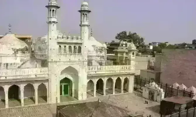 ज्ञानवापी मामले में अदालत ने की हिन्दू पक्षकारों की याचिका ख़ारिज
