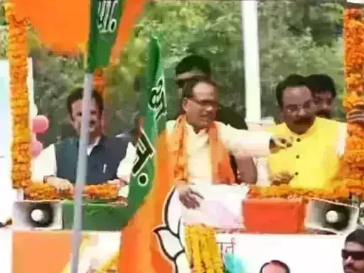 Rewa Road show : मुख्यमंत्री शिवराज सिंह चौहान सिंगल क्लिक से  लाड़ली बहनों के बैंक खाते में 1-1 हज़ार की तीसरी क़िस्त करेंगे अंतरित