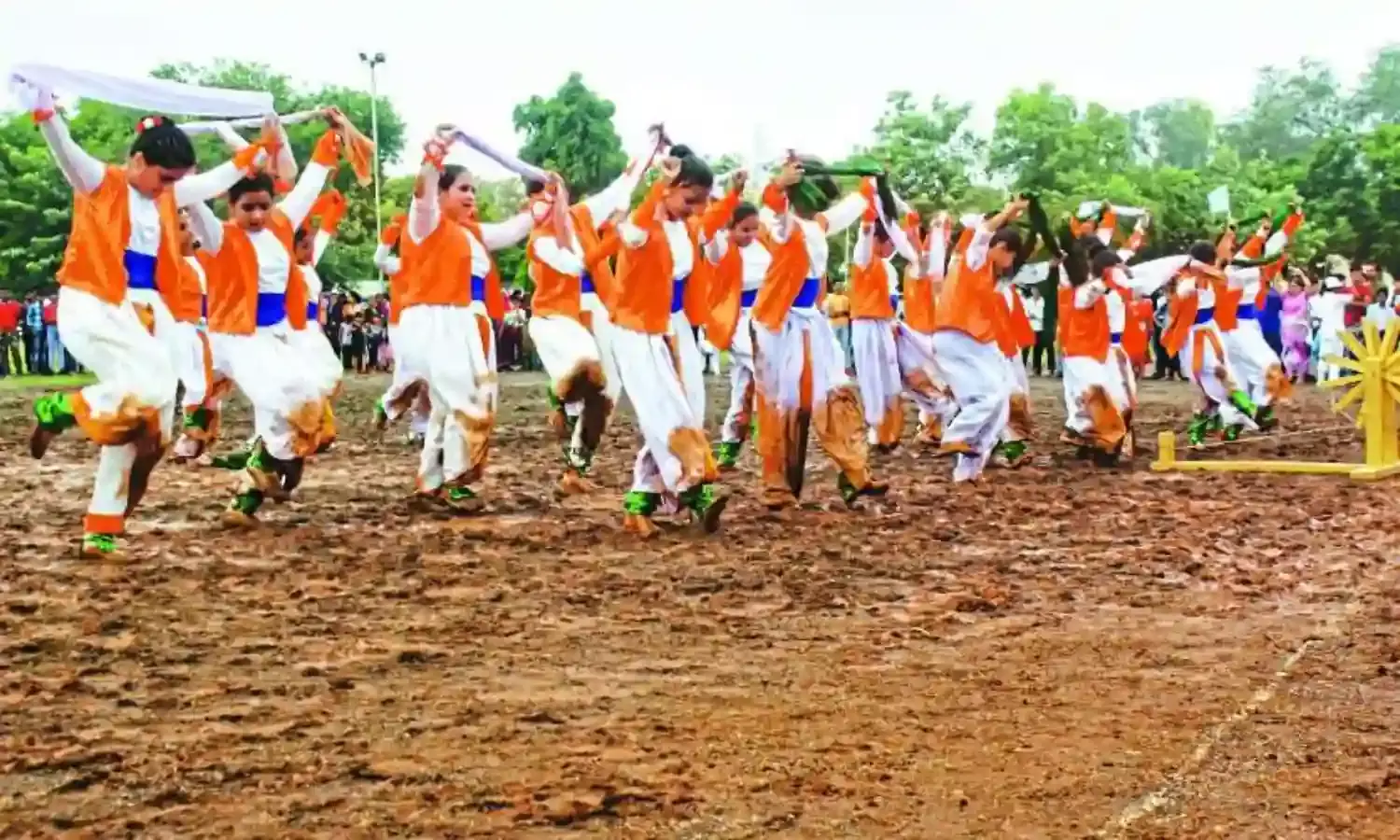 77वां स्वतंत्रता दिवस एसएएफ ग्राउंड : 12 विद्यालय के  चयनित विद्यार्थी कराएंगे  पातालकोट, भगोरिया, राई, मालवी लोक नृत्य से रूबरू