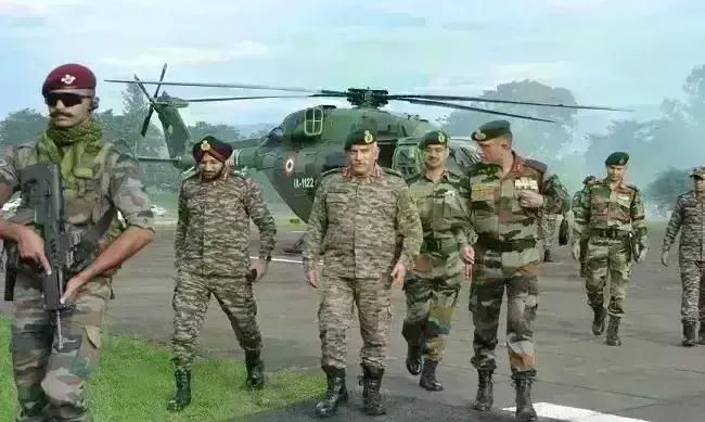 मणिपुर में सेना ने संभाला मोर्चा, पूर्वी कमांडर ने हिंसक क्षेत्रों का दौरा कर दिए अहम निर्देश