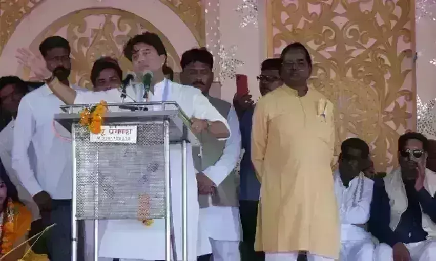 माझी समाज के सम्मेलन में शामिल हुए ज्योतिरादित्य सिंधिया,कहा - देश सेवा में यह समाज सदैव आगे रहा