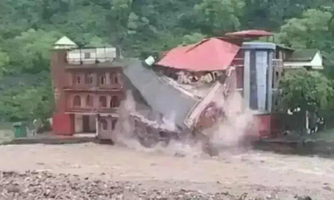 उत्तराखंड में प्राकृतिक कहर जारी, जोशीमठ के पास हेलंग में मकान गिरा,  02 की मौत
