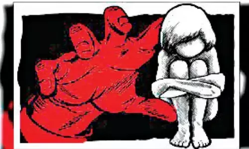 पांच साल की मासूम के साथ जगतदेव तालाब के पास दुष्कर्म, हालत गंभीर पांच साल की मासूम के साथ जगतदेव तालाब के पास दुष्कर्म, हालत गंभीर