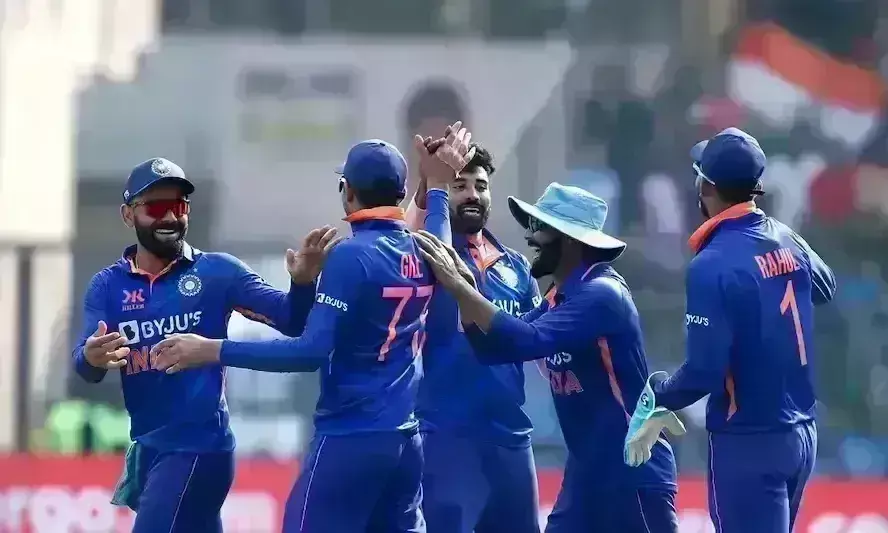 Asia Cup के भारतीय टीम का ऐलान, श्रेयस अय्यर-राहुल की वापसी, चहल बाहर Asia Cup के भारतीय टीम का ऐलान, श्रेयस अय्यर-राहुल की वापसी, चहल बाहर