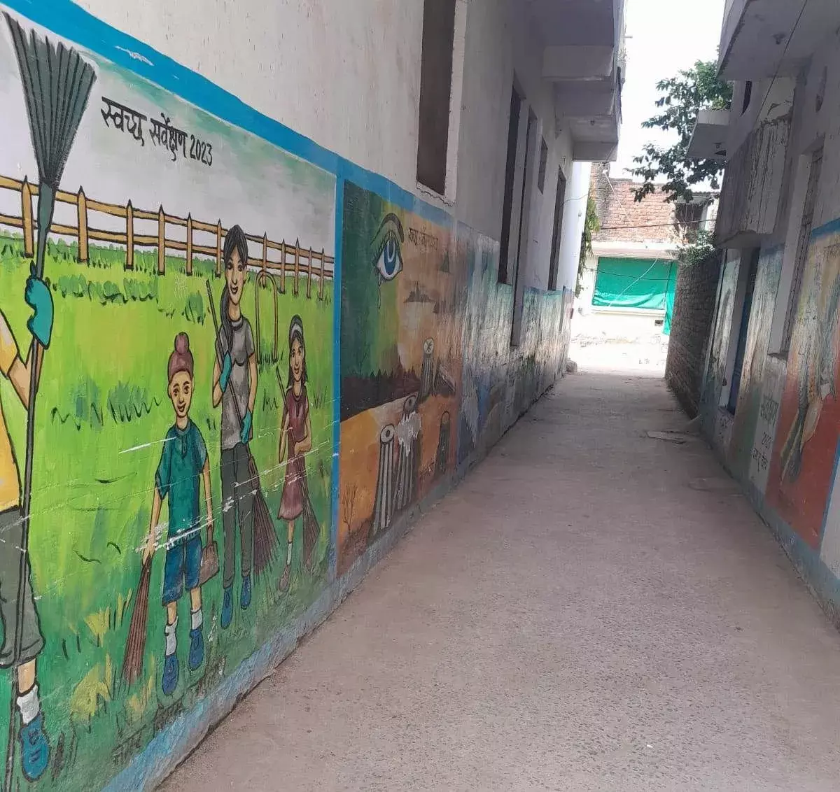 शहर की दीवारों को सुंदर बनाने उकेरे  रंग, तैयार किये सेल्फी पॉइंट युवा क्लिक कर रहे सेल्फी