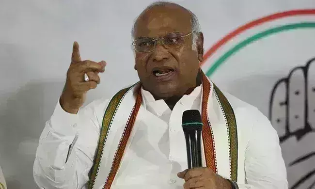 कांग्रेस के राष्ट्रीय अध्यक्ष मल्लिकार्जुन खरगे पहली बार मप्र के दौरे पर, सागर से फूकेंगे चुनावी बिगुल