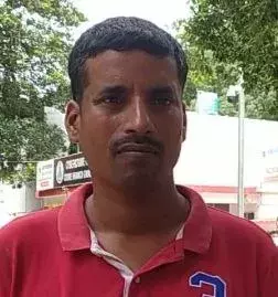 कमलाराजा अस्पताल के सुरक्षाकर्मी से मारपीट करने के मामले में हवलदार को लाइन हाजिर न करने का लगाया आरोप
