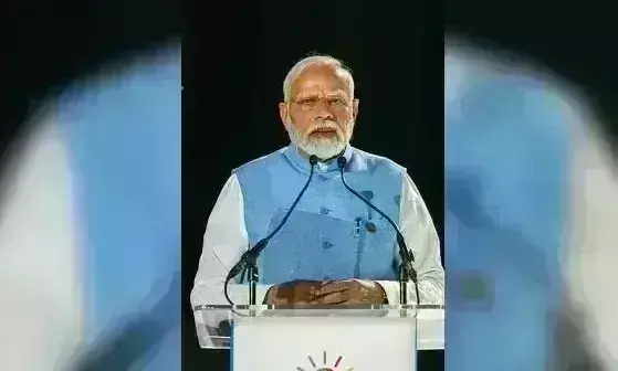 BRICS बिजनेस फोरम में बोले प्रधानमंत्री, भारत जल्द बनेगा 5 ट्रिलियन डॉलर वाला अर्थव्यवस्था BRICS बिजनेस फोरम में बोले प्रधानमंत्री, भारत जल्द बनेगा 5 ट्रिलियन डॉलर वाला अर्थव्यवस्था