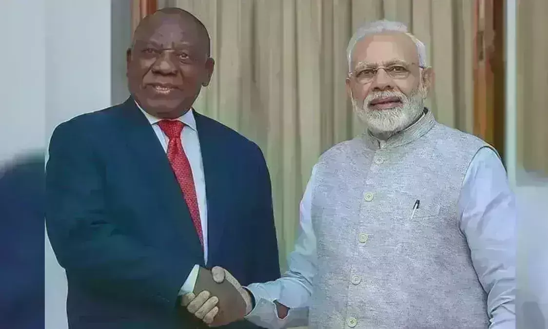 प्रधानमंत्री मोदी ने दक्षिण अफ्रीका के राष्ट्रपति से की मुलाकात, व्यापार, रक्षा व निवेश संबंध मजबूत करने पर चर्चा प्रधानमंत्री मोदी ने दक्षिण अफ्रीका के राष्ट्रपति से की मुलाकात, व्यापार, रक्षा व निवेश संबंध मजबूत करने पर चर्चा