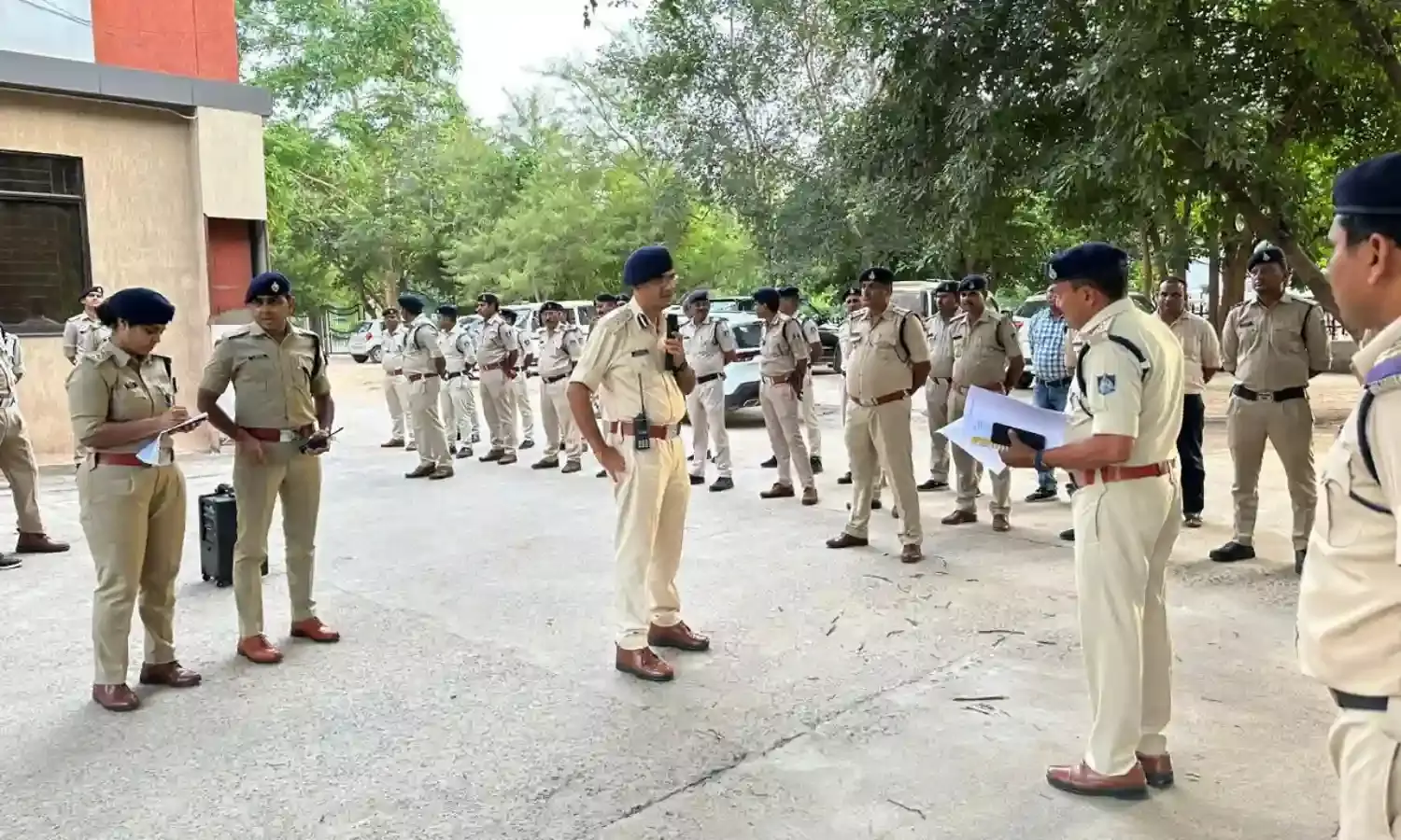 ग्वालियर के 11 आदतन अपराधी जिला बदर,  9 को बंध पत्र भरने के साथ-साथ हर माह देनी होगी थाने में हाजिरी