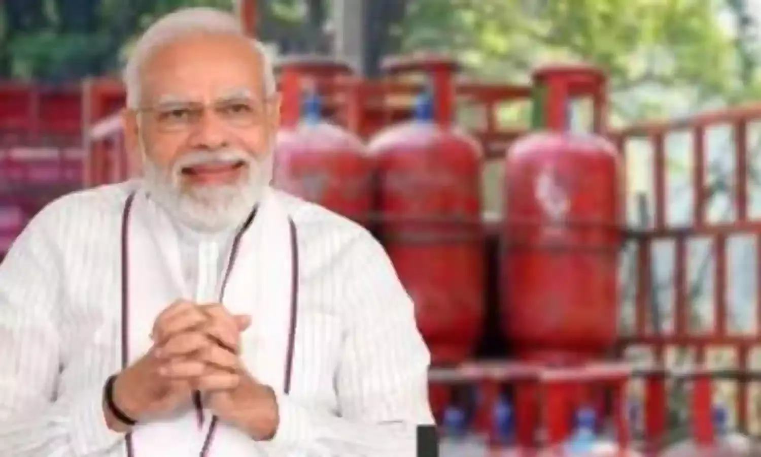 गैस सिलिंडर के कम दामों की घोषणा के पहले दिन, बुकिंग में 50 प्रतिशत का हुआ इजाफा