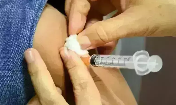 कैंसर मरीजों के लिए खुशखबरी, वैज्ञानिकों ने बनाया खास इंजेक्शन, महज सात मिनट में हो जाएगा इलाज