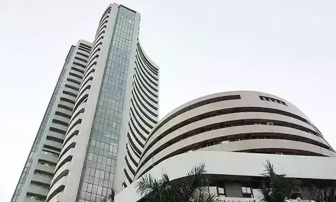 गिरावट के साथ बंद हुए सेंसेक्स और निफ्टी, Adani EnterPrises के शेयर बने टॉप लूजर