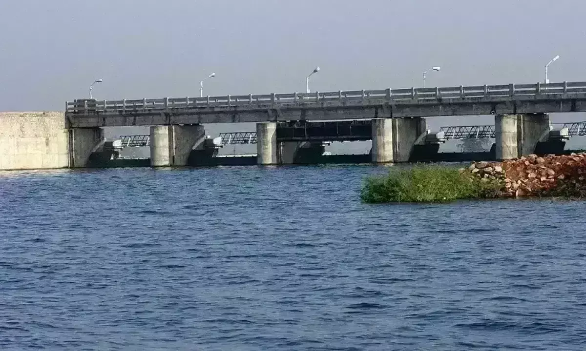 तिघरा बांध आधा खाली, पांच को परिषद की बैठक में होगा एक दिन पानी छोडक़र सप्लाई का निर्णय