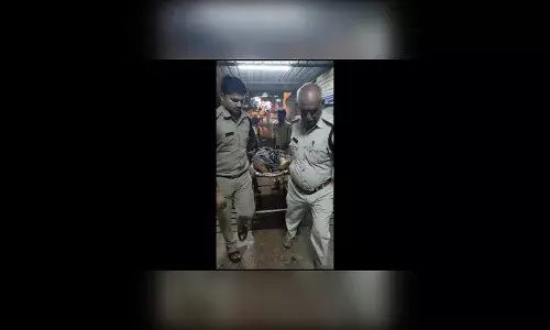 ग्वालियर-झाँसी हाईवे पर ट्रेक्टर ट्राली पलटने से 14 लोग घायल, स्थानीय लोगों की मदद से पुलिस ने पहुंचाया अस्पताल