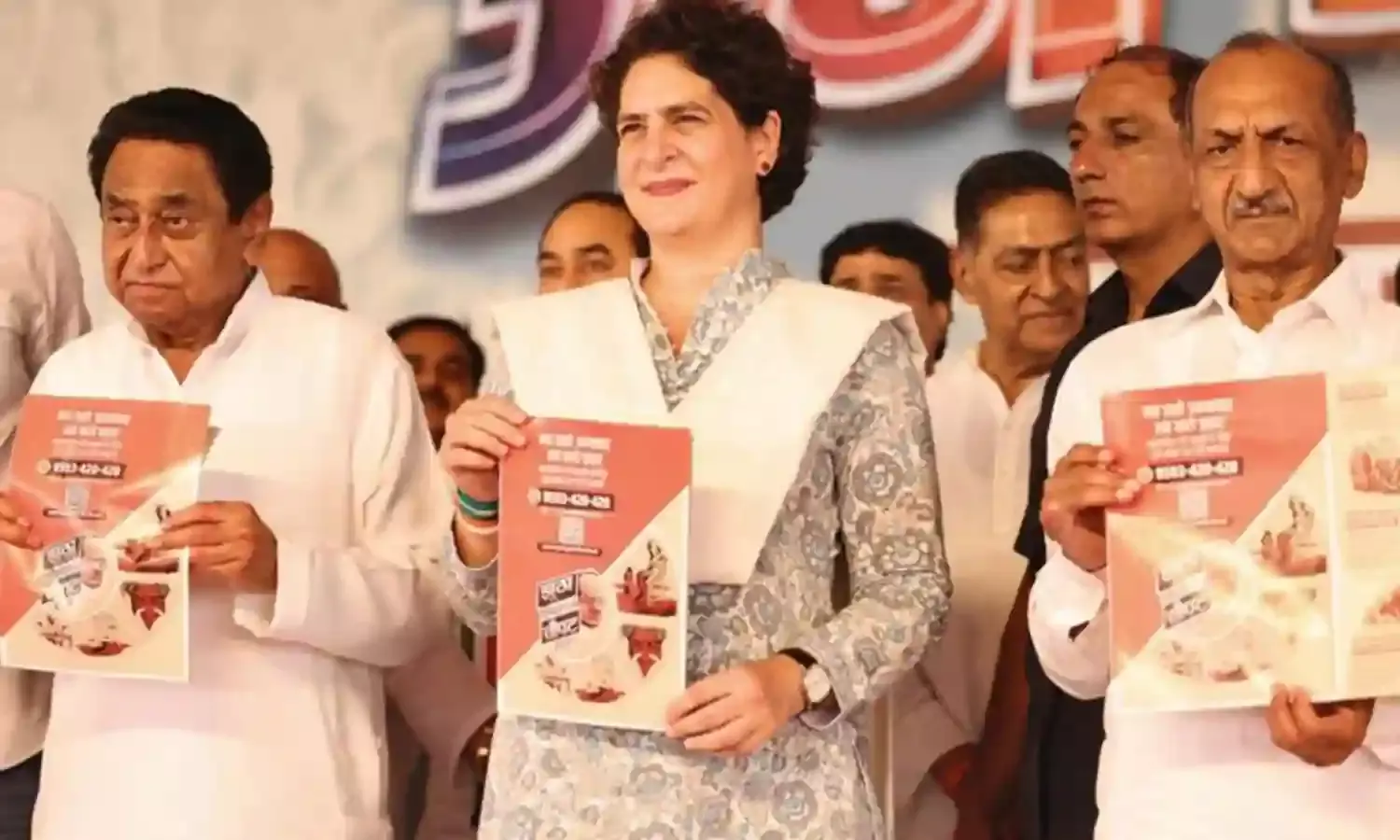 प्रियंका की सभा के बाद से कांग्रेस में खामोशी, भाजपा के कार्यक्रमों की बाढ़ प्रियंका की सभा के बाद से कांग्रेस में खामोशी, भाजपा के कार्यक्रमों की बाढ़