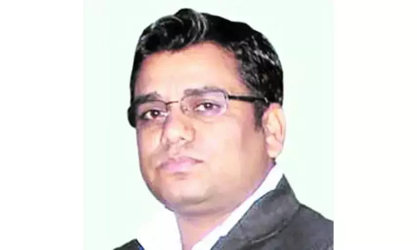 पराए नाम से मिली मुक्ति