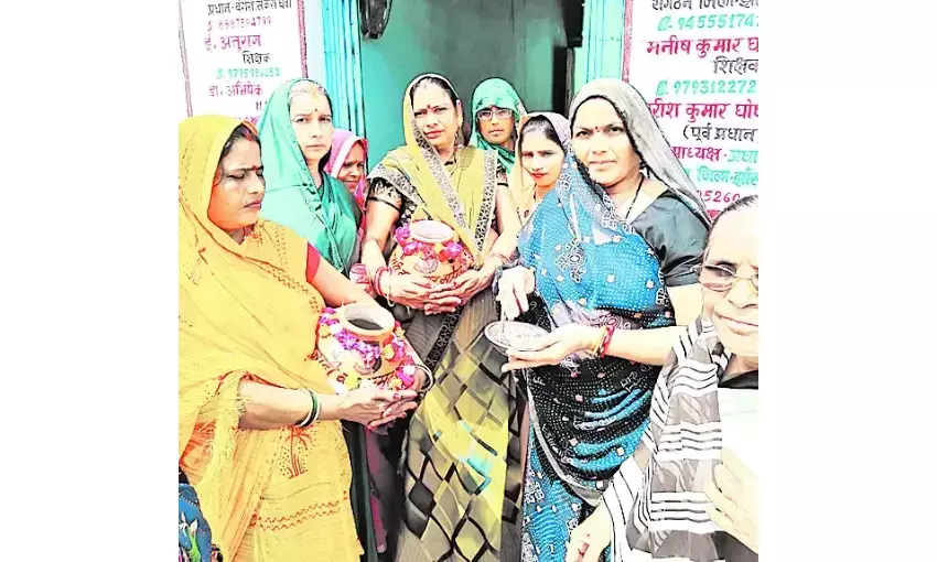 मेरी माटी मेरा देश के तहत बंगरा में निकली अमृत कलश यात्रा