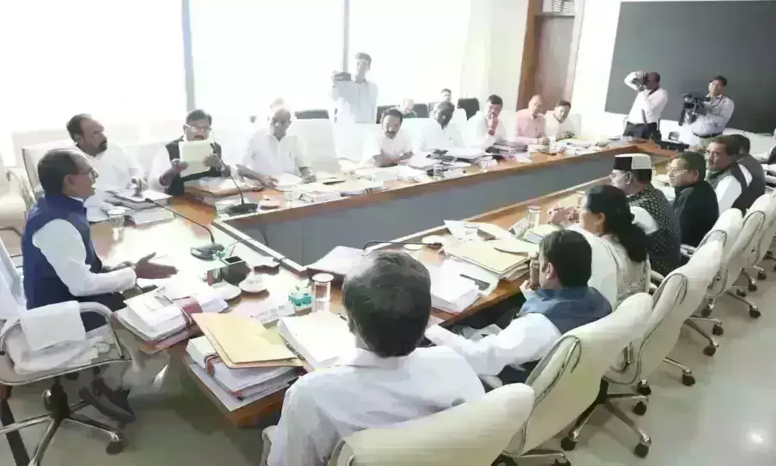 मप्र कैबिनेट बैठक में कृषक मित्र योजना को मंजूरी, जानिए अन्य निर्णय