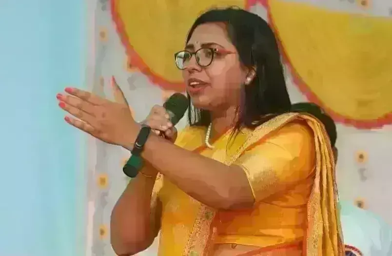 डिप्टी कलेक्टर निशा बांगरे ने की चुनाव लड़ने की घोषणा