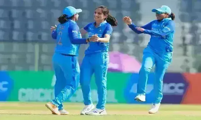 Asian Games : भारत का एक और पदक पक्का, फाइनल में पहुंची महिला क्रिकेट टीम Asian Games : भारत का एक और पदक पक्का, फाइनल में पहुंची महिला क्रिकेट टीम