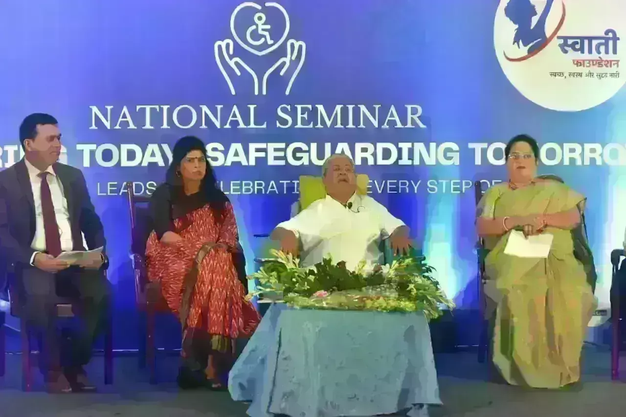 स्वाती फाउंडेशन ने कनुभाई टेलर सहित 80 दिव्यांगों को किया सम्मानित स्वाती फाउंडेशन ने कनुभाई टेलर सहित 80 दिव्यांगों को किया सम्मानित