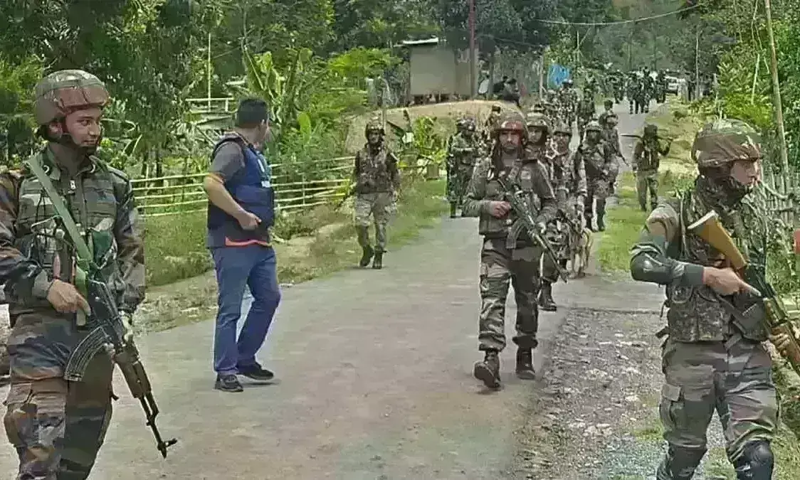 मणिपुर में नहीं थम रही हिंसा, सरकार ने 6 महीने के लिए बढ़ाई AFSPA