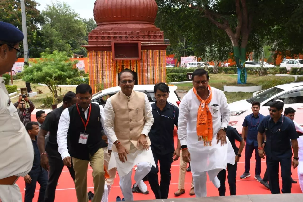 मुख्यमंत्री शिवराज सिंह ने सतना में व्यंकटेश लोक का लोकार्पण किया, मैहर जिला माँ शारदा को  समर्पित