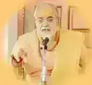 दर्शन में प्रदर्शन करोगे तो खाली हाथ लौटोगे: स्वामी विद्यानंद